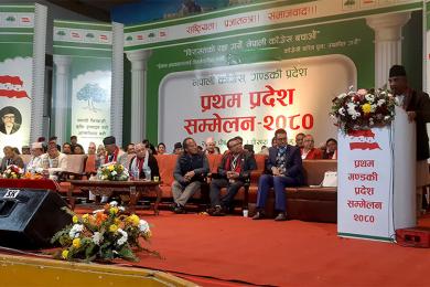 आदर्श र सिद्धान्तलाई स्थापित गर्दै अघि बढ्नुपर्छ : सभापति देउवा